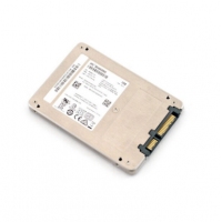 英特爾（Intel）545  1T SATA臺(tái)式機(jī)筆記本SSD固態(tài)硬盤