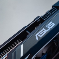 華碩（ASUS）ATS-RTX3070-O8G-GAMING巨齒鯊系列獨(dú)立顯卡 8G顯存/三風(fēng)扇/巨齒鯊系列獨(dú)立顯卡